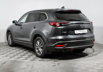 Подержанный автомобиль Mazda CX-9 2019 года (7 фото)