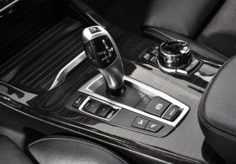 Подержанный автомобиль BMW X4 2015 года (12 фото)