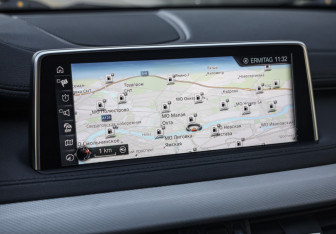 Подержанный автомобиль BMW X6 2017 года (17 фото)