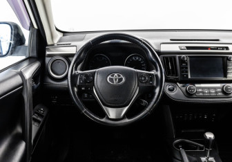 Подержанный автомобиль Nissan Qashqai 2020 года (11 фото)