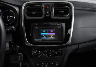 Подержанный автомобиль Renault Sandero 2021 года (17 фото)