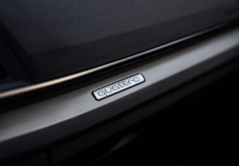 Подержанный автомобиль Audi Q5 2020 года (21 фото)