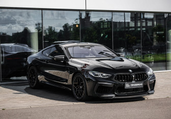 Подержанный автомобиль BMW M8 Coupe 2023 года (5 фото)