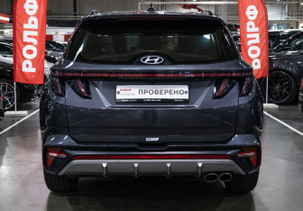 Подержанный автомобиль Hyundai Tucson 2022 года (8 фото)