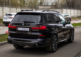 Подержанный автомобиль BMW X7 2020 года (6 фото)