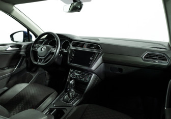 Подержанный автомобиль Volkswagen Tiguan 2018 года (9 фото)