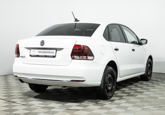 Подержанный автомобиль Volkswagen Polo Sedan 2019 года (5 фото)