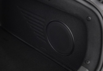 Подержанный автомобиль Changan UNI-V 2024 года (35 фото)