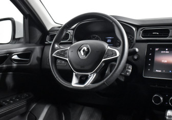 Подержанный автомобиль Renault Arkana 2019 года (15 фото)