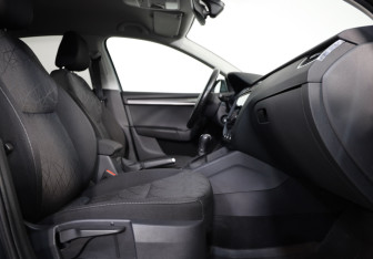 Подержанный автомобиль Skoda Octavia Liftback 2020 года (23 фото)