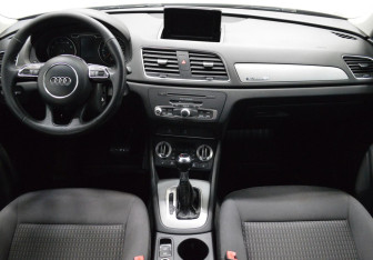 Подержанный автомобиль Audi Q3 2011 года (14 фото)