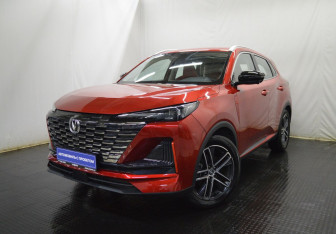 Подержанный автомобиль Changan CS55PLUS 2023 года (1 фото)