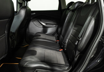 Подержанный автомобиль Ford Kuga 2018 года (10 фото)