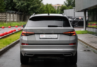 Подержанный автомобиль Skoda Kodiaq 2022 года (7 фото)