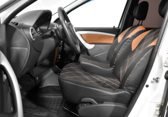 Подержанный автомобиль LADA (ВАЗ) Largus Wagon 2016 года (10 фото)