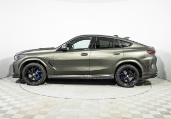 Подержанный автомобиль BMW X6 M 2021 года (8 фото)
