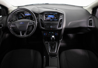 Подержанный автомобиль Ford Focus Wagon 2016 года (9 фото)
