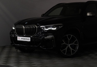 Подержанный автомобиль BMW X5 2019 года (34 фото)