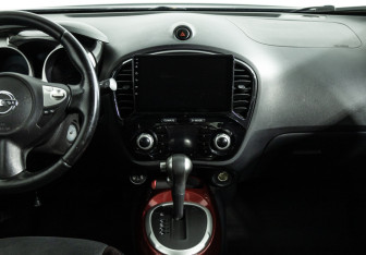 Подержанный автомобиль Nissan Juke 2014 года (14 фото)