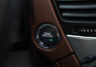 Подержанный автомобиль Chevrolet Tahoe 2016 года (21 фото)