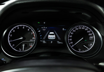 Подержанный автомобиль Toyota Camry Sedan 2018 года (13 фото)