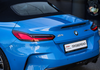 Подержанный автомобиль BMW Z4 Roadster 2020 года (12 фото)
