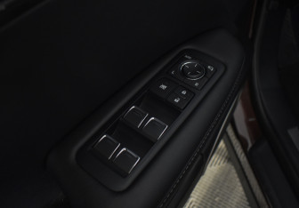 Подержанный автомобиль Lexus RX 2016 года (11 фото)