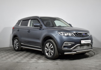 Подержанный автомобиль Geely Atlas 2019 года (3 фото)