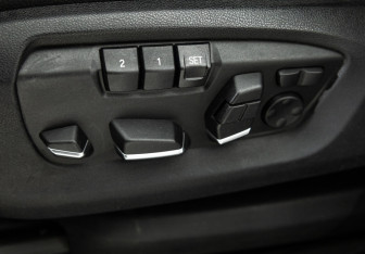 Подержанный автомобиль BMW X5 2015 года (16 фото)