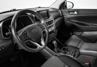 Подержанный автомобиль Hyundai Tucson 2019 года (9 фото)