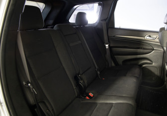 Подержанный автомобиль Jeep Grand Cherokee 2013 года (12 фото)