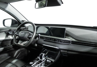 Подержанный автомобиль Chery Tiggo 8 Pro Max 2023 года (9 фото)