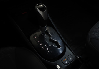 Подержанный автомобиль Kia Rio Hatchback 2014 года (13 фото)