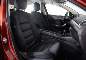 Подержанный автомобиль Mazda 6 Sedan 2016 года (20 фото)