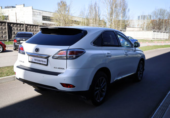 Подержанный автомобиль Lexus RX 2014 года (4 фото)