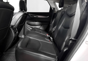 Подержанный автомобиль Cadillac XT5 2017 года (13 фото)