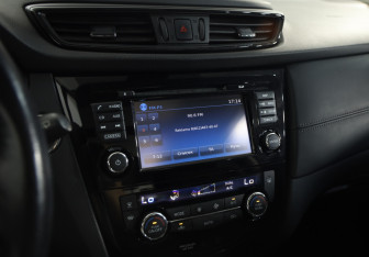 Подержанный автомобиль Nissan X-Trail 2019 года (13 фото)