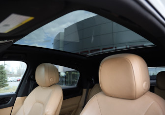 Подержанный автомобиль Porsche Cayenne 2020 года (31 фото)