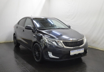 Подержанный автомобиль Kia Rio Sedan 2014 года (3 фото)