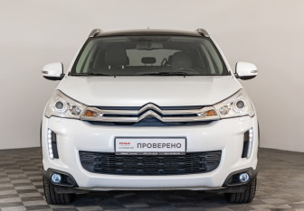 Подержанный автомобиль Citroen C4 Aircross 2014 года (2 фото)