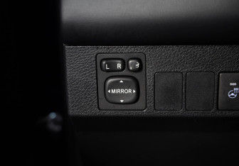 Подержанный автомобиль Toyota RAV4 2018 года (19 фото)