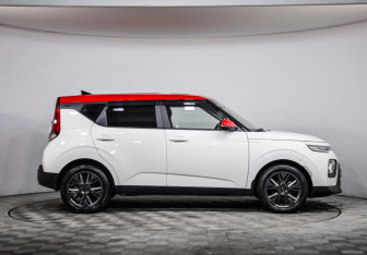 Подержанный автомобиль Kia Soul 2021 года (4 фото)