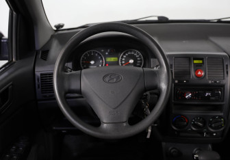Подержанный автомобиль Hyundai Getz 2009 года (10 фото)