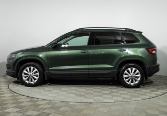 Подержанный автомобиль Skoda Karoq 2021 года (9 фото)