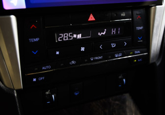 Подержанный автомобиль Toyota Camry Sedan 2017 года (16 фото)