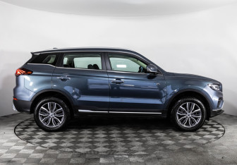 Подержанный автомобиль Geely Atlas Pro 2021 года (5 фото)