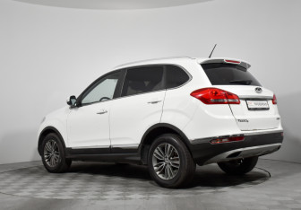 Подержанный автомобиль Chery Tiggo 5 2016 года (7 фото)