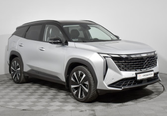 Подержанный автомобиль Geely Atlas 2024 года (3 фото)