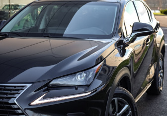 Подержанный автомобиль Lexus NX 2017 года (2 фото)