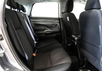 Подержанный автомобиль Mitsubishi ASX 2018 года (17 фото)